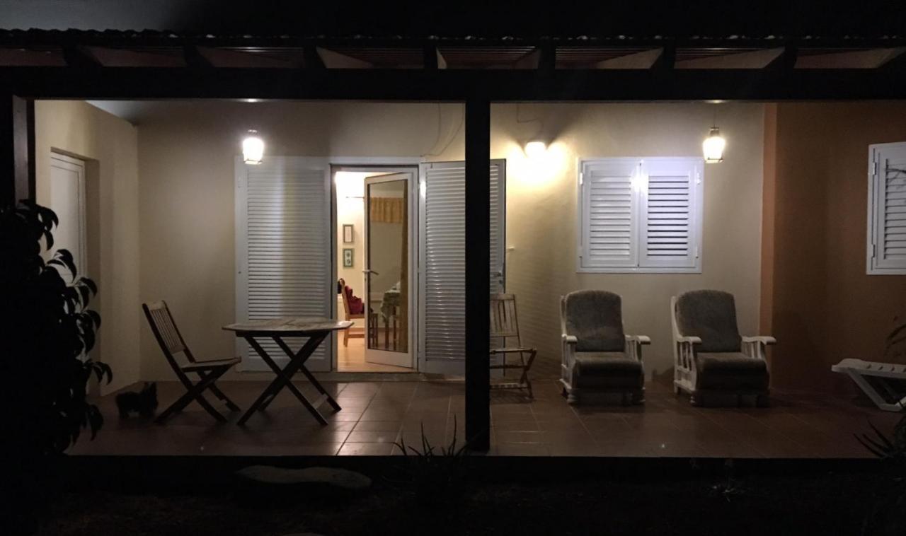 Casa De Nico Guest House อันติกัว ภายนอก รูปภาพ